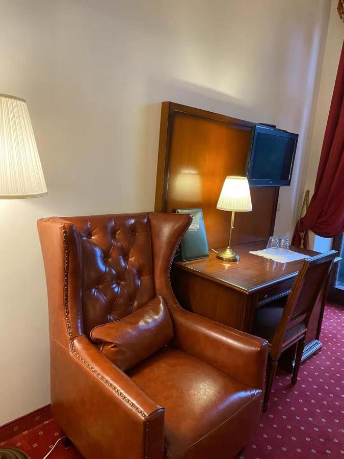 Hotel Kaiser Franz Josef ميلستاف المظهر الخارجي الصورة